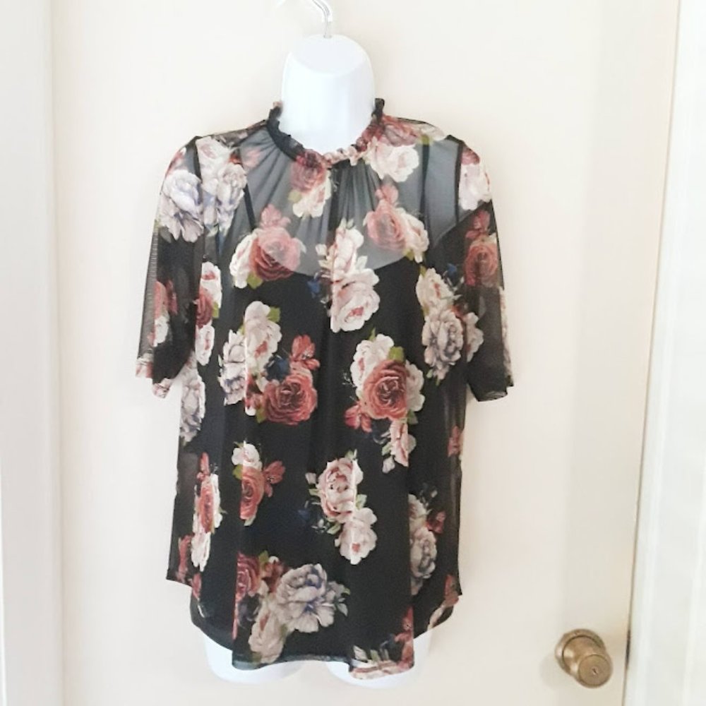 Monteau Womens Black & Multicolored Floral Chiffon Short Sleeve Top